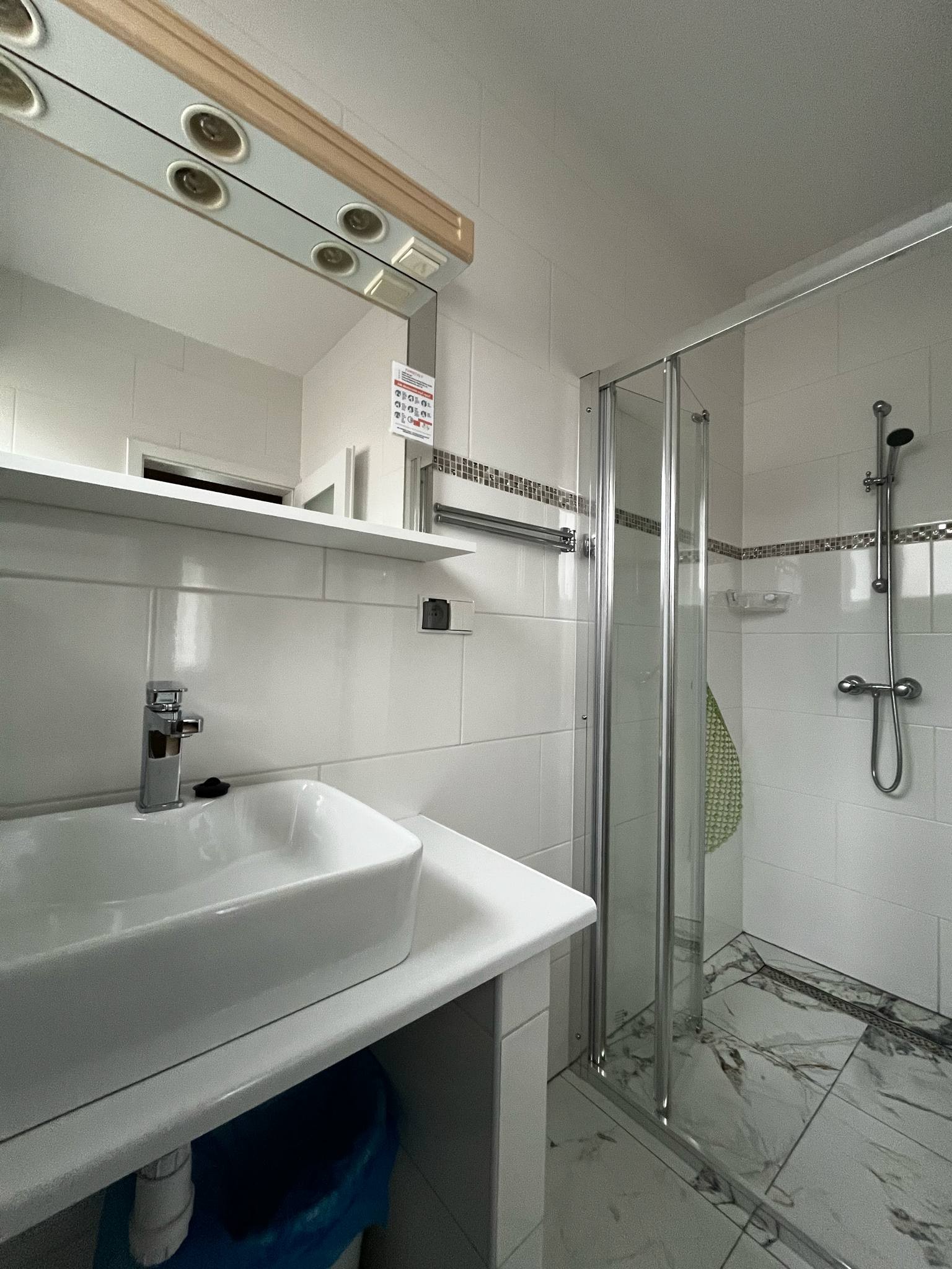 Lazienka do pokoju 4 osobowego